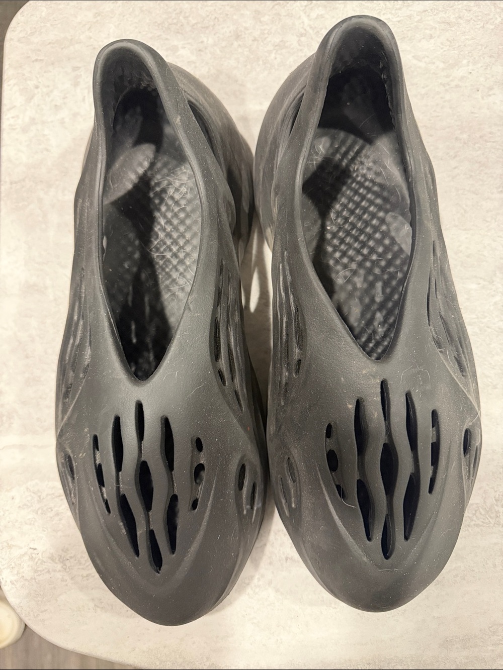 Yeezy Foam Runner Slip-On Clog — Black